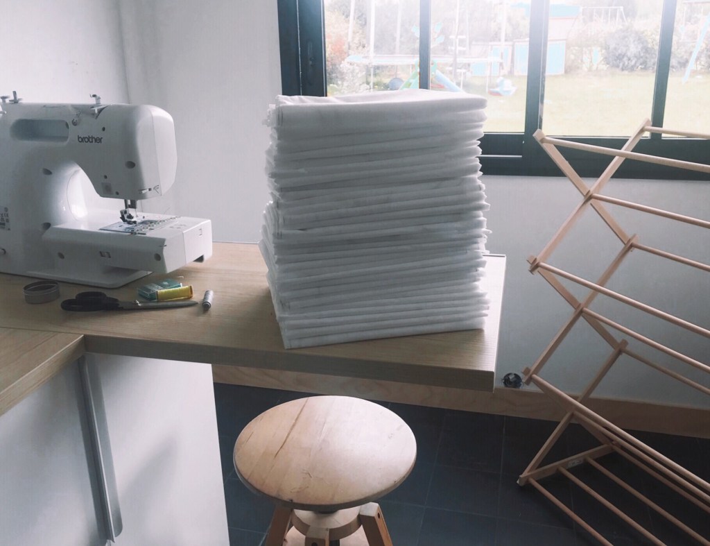 Couture solidaire : coudre pour le personnel soignant