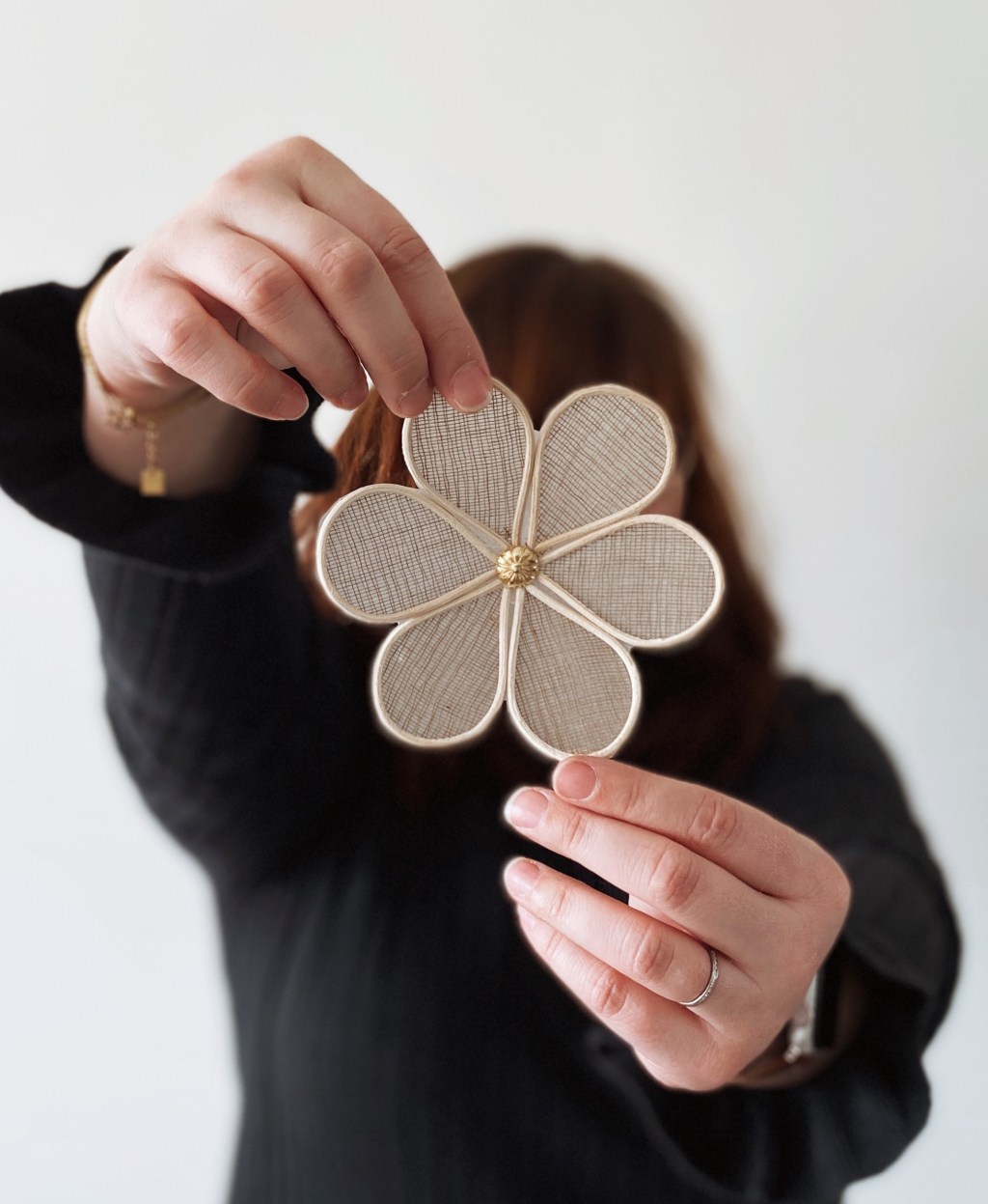 DIY : des petits fleurs pour créer un luminaire